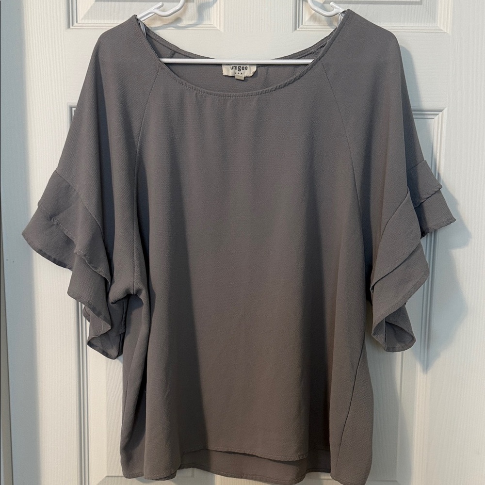 Umgee Gray Ruffle Sleeve Blouse